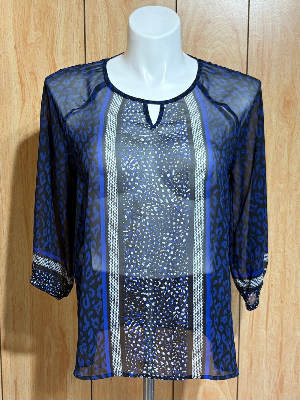 Apt. 9 Blue Sheer Printed Keyhole Blouse